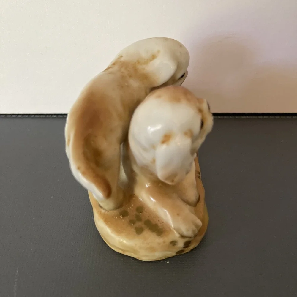 Vintage Midcentury Pekingese Dog Figurine Marked Made‎ In Japan Mother w Puppy